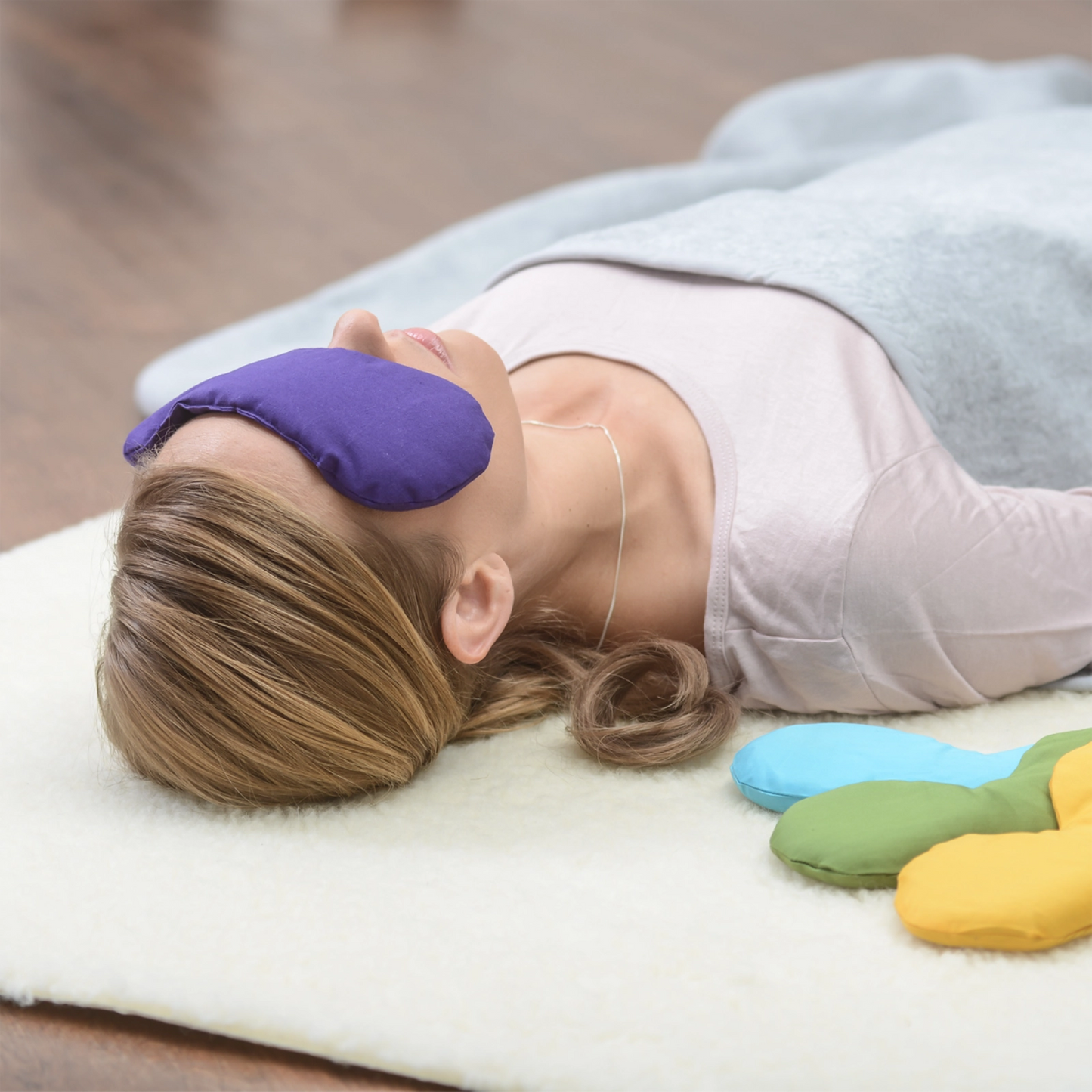 Augnhvíla úr lífrænum efnum